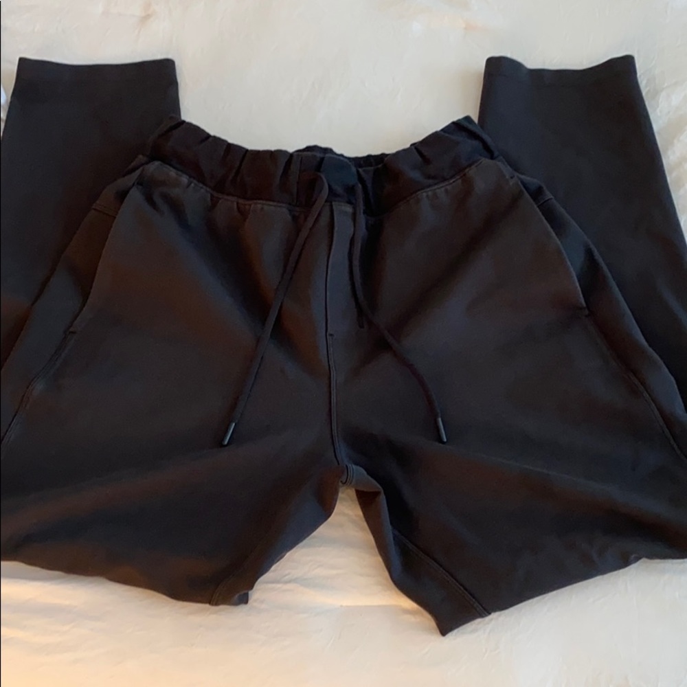 men’s Lululemon sweats